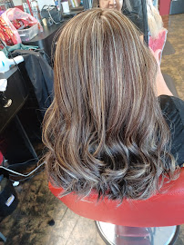 Rosey Rayes (Rojo Beauty Salon) - Photo 4 - Car repair in Fort Worth, TX, Fort Worth