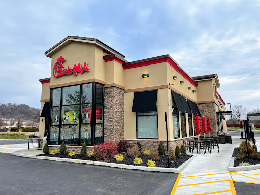 Fast Food Restaurant «Chick-fil-A», reviews and photos, 845 E Lancaster Ave, Downingtown, PA 19335, USA