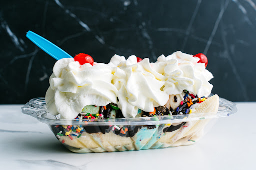 Ice Cream Shop «Chocolate Shoppe Ice Cream Skokie», reviews and photos, 4041 Dempster St, Skokie, IL 60076, USA