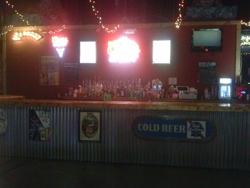 Night Club «The Round up», reviews and photos, 10051 W Hillsborough Ave, Tampa, FL 33615, USA