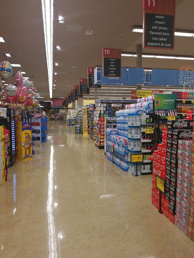 Grocery Store «Safeway», reviews and photos, 1688 Anderson Rd, McLean, VA 22102, USA