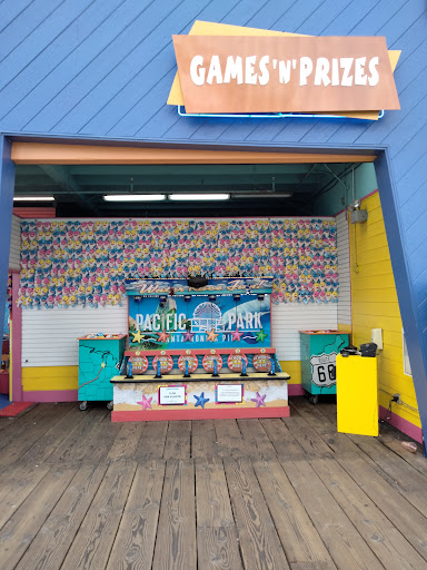 Pet Supply Store «Unleashed by Petco», reviews and photos, 1402 Wilshire Blvd, Santa Monica, CA 90403, USA