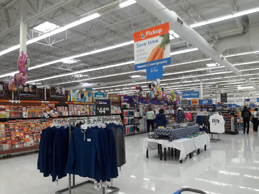 Department Store «Walmart Supercenter», reviews and photos, 400 Northfield Dr, Brownsburg, IN 46112, USA