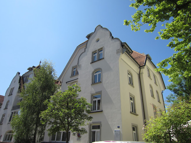 Rezensionen über HSG - Institut für Rechtswissenschaft und Rechtspraxis (Gebäude 27 der HSG) in St. Gallen - Universität