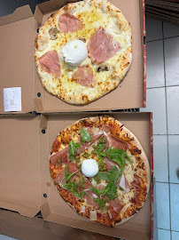 Plats et boissons du Pizzeria gina pizza à Paray-le-Monial - n°17