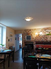 Atmosphère du Restaurant Delicatessen à Maillet - n°10