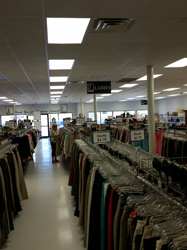 Thrift Store «Goodwill Store and Donation Center», reviews and photos, 8758 Seminole Trail, Ruckersville, VA 22968, USA