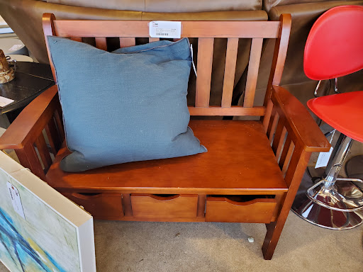 Consignment Shop «Home Consignment Center - Marin/Corte Madera», reviews and photos, 801 Tamalpais Dr, Corte Madera, CA 94925, USA