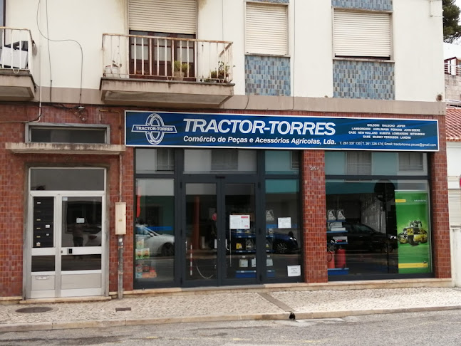 Tractor Torres
