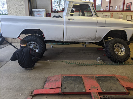 Tire Shop «Discount Tire Store - Lacey, WA», reviews and photos, 5490 Martin Way E, Lacey, WA 98516, USA