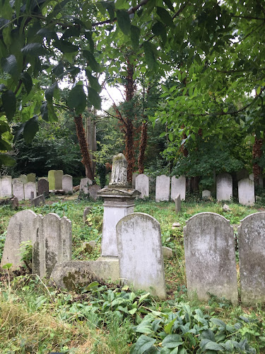 Tower Hamlets Cemetery Park - London