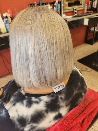 Beauty Salon «Princesa Beauty Salon», reviews and photos, 708 E Myers Blvd, Mascotte, FL 34753, USA