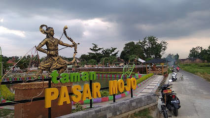 Taman Pasar Mojo