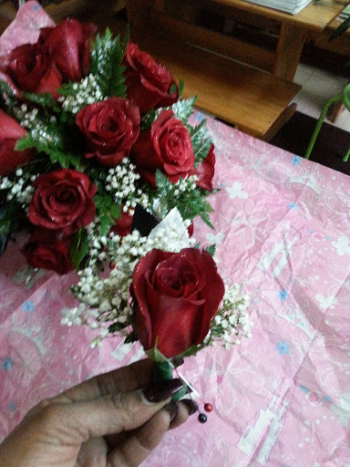 Florist «The Flower Pot & Basket Shop», reviews and photos, 5631 W Madison St, Chicago, IL 60644, USA