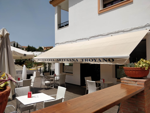 Información y opiniones sobre Bar-Restaurante Troyano de Los Ángeles