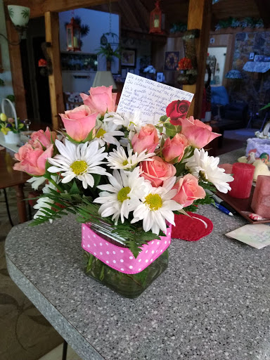 Florist «The House of Flowers», reviews and photos, 821 Berkley Rd, Auburndale, FL 33823, USA