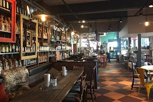 d'Arry's Wine Bar & Liquor Loft image