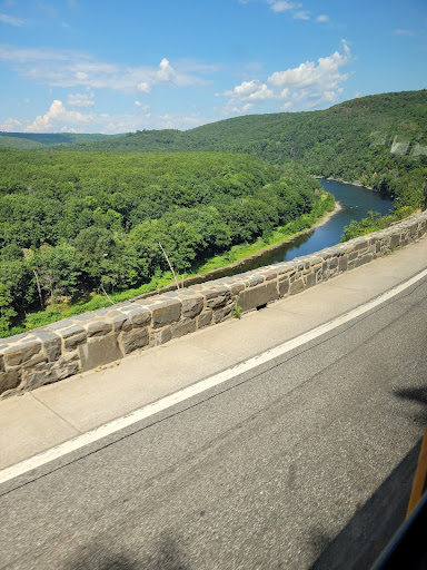 Canoe & Kayak Tour Agency «Kittatinny Canoes», reviews and photos, 1147 Delaware Dr, Matamoras, PA 18336, USA