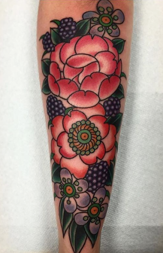 THREE ANCHORS TATTOO, 1662 State Rd, Cuyahoga Falls, OH 44223, USA, 