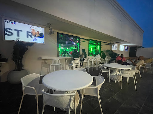 Lounge «In Love Memphis», reviews and photos, 7144 Winchester Rd, Memphis, TN 38125, USA