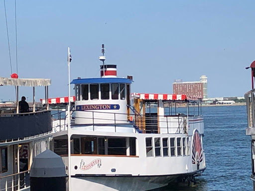 Boat Tour Agency «Charles Riverboat Company», reviews and photos, 100 Cambridgeside Pl, Cambridge, MA 02141, USA