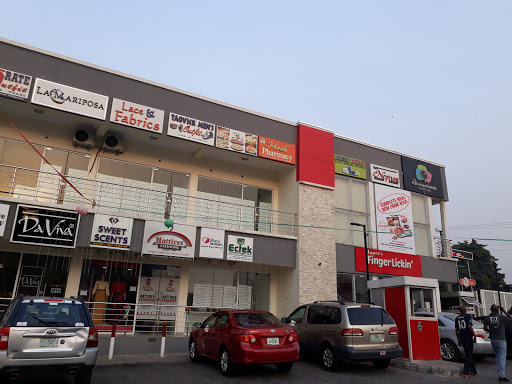 The Jericho Mall, Onireke GRA, No 20 Kudeti Ave, Jericho, Ibadan, Nigeria, Golf Club, state Osun