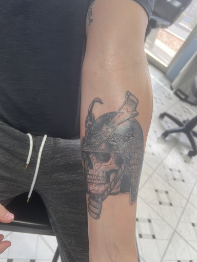 Explore raven tattoo ideas, creative tattoo ideas in El Paso, available at R&R tattoo and piercing studio