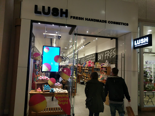 Cosmetics Store «Lush Cosmetics», reviews and photos, 6191 S State St, Murray, UT 84107, USA