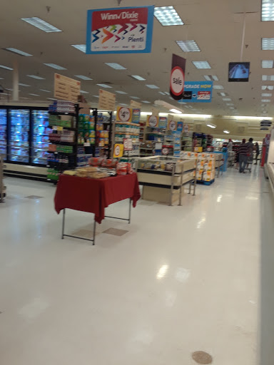 Grocery Store «Winn-Dixie», reviews and photos, 4205 University Blvd E, Tuscaloosa, AL 35404, USA