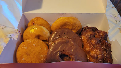 Donut Shop «American Donut», reviews and photos, 727 Simms St F, Golden, CO 80401, USA