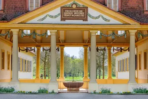 Kurhaus Hotel Bad Bocklet - Gesundheit. Wellness. Spiritualität. image