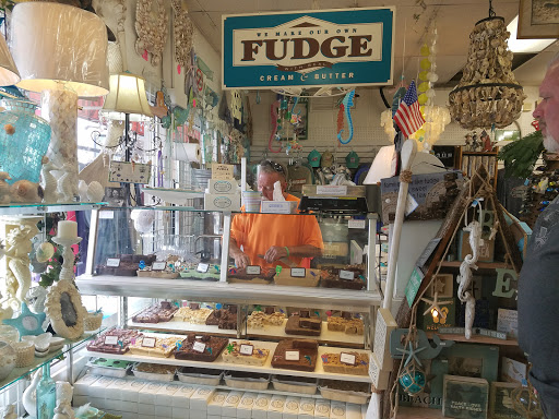 Gift Shop «Beach Pier Gift Shop», reviews and photos, 1415 Atlantic Ave, Virginia Beach, VA 23451, USA