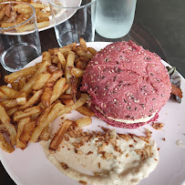 Hamburger végétarien du Restaurant végétalien Gurou à La Rochelle - n°10