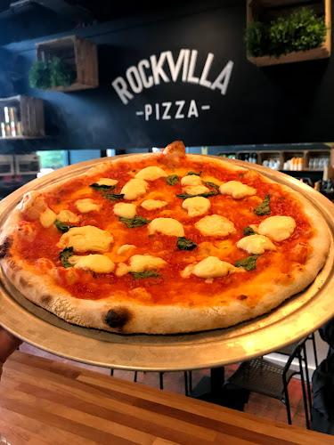 Rockvilla Pizza & Subs - Pizza