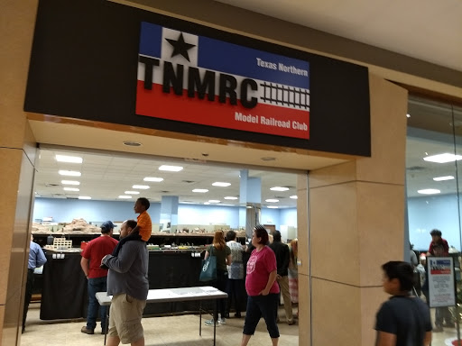 Shopping Mall «Collin Creek Mall», reviews and photos, 811 N Central Expy, Plano, TX 75075, USA