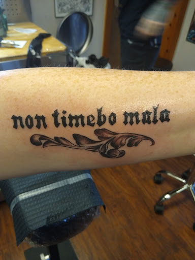 Tattoo Shop «Lawrence Tattoo Company», reviews and photos, 600 Lawrence Ave #2a, Lawrence, KS 66049, USA