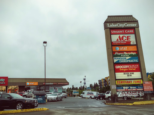Lake City Shopping Center, 3006 NE 127th St, Seattle, WA 98125, USA, 