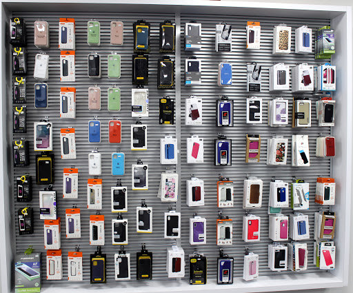 Cell Phone Store «Verizon Wireless Halifax MA», reviews and photos, 300 Plymouth St, Halifax, MA 02338, USA