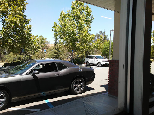 Tire Shop «Les Schwab Tire Center», reviews and photos, 2650 Las Positas Rd, Livermore, CA 94551, USA