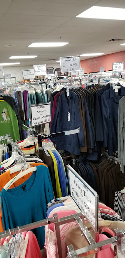 Clothing Store «Discount Madness», reviews and photos, 44 Bridge St, Pelham, NH 03076, USA