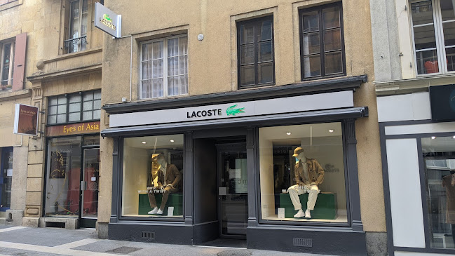 Boutique Lacoste - Bekleidungsgeschäft