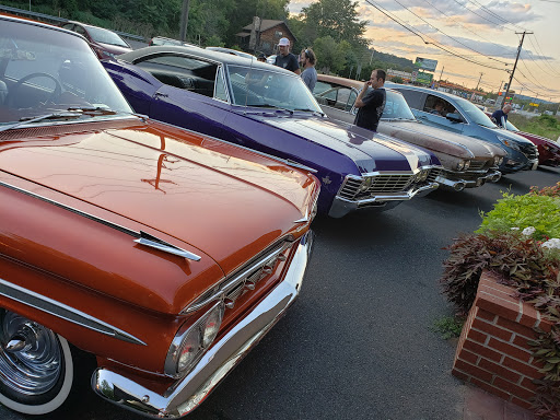 Hamburger Restaurant «Red Rabbit Drive-In», reviews and photos, 60 Benvenue Rd, Duncannon, PA 17020, USA