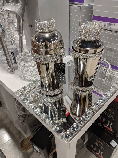 Department Store «T.J. Maxx & HomeGoods», reviews and photos, 717 Boardman Poland Rd, Youngstown, OH 44512, USA