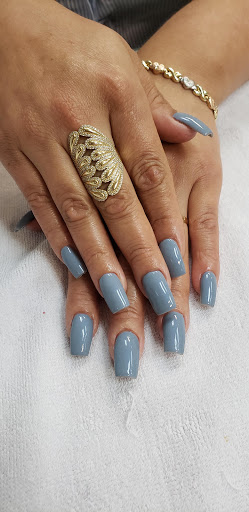 Beauty Salon «Cabellos Salon», reviews and photos, 125 SE 1st Ave, Miami, FL 33131, USA