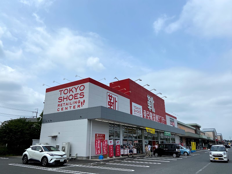 東京靴流通センター ベイシアモール滑川店