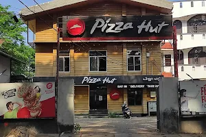 Pizza Hut image