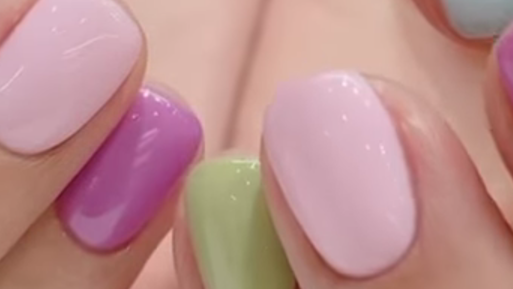 Nail 2001 07869