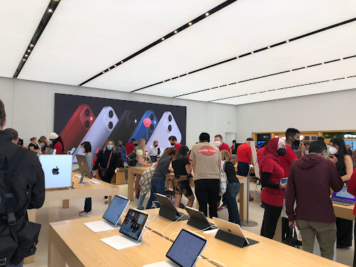 Computer Store «Apple St. Johns Town Center», reviews and photos, 4835 River City Dr, Jacksonville, FL 32246, USA