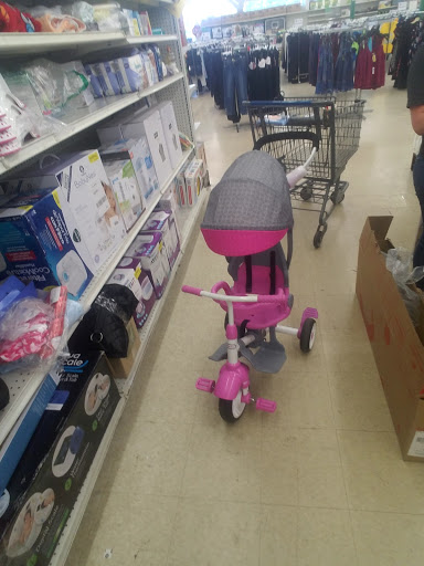 Discount Store «Bargain Hunt», reviews and photos, 924 N Mulberry St #110, Elizabethtown, KY 42701, USA