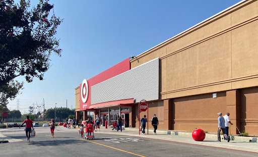 Department Store «Target», reviews and photos, 11051 Victory Blvd, North Hollywood, CA 91606, USA